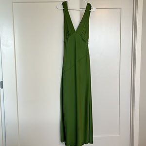 NADIA
Maxi Satin Dress With Back Cowl - Emerald